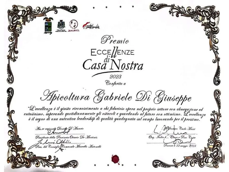 Pergamena del Premio Eccellenze di Casa Nostra 2023 conferito ad Apicoltura Gabriele Di Giuseppe
